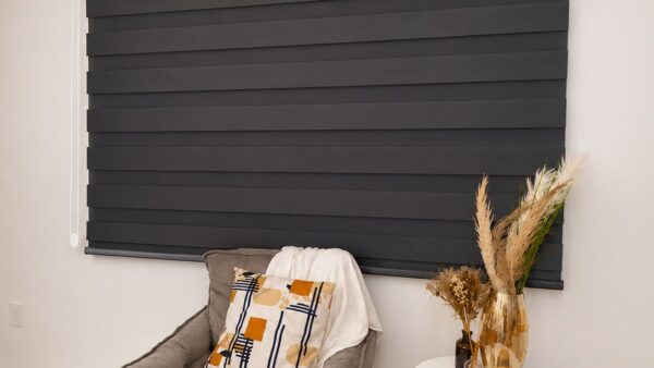 Cortina Rolo Double Vision 1,10m largura, escolha a altura R$229,00 o m²